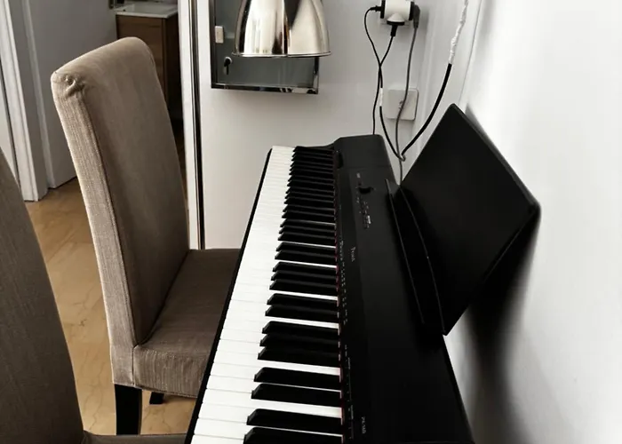 Soboro Piano Kalamaria Near Airport & Metro Station * Thessaloniki