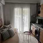 Appartamento Soboro Piano Kalamaria Near Airport&metro Station