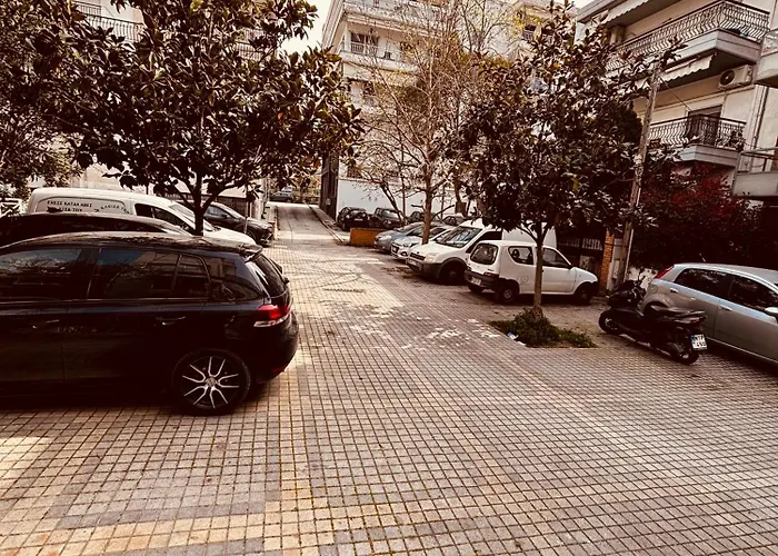 Soboro Piano Kalamaria Near Airport & Metro Station